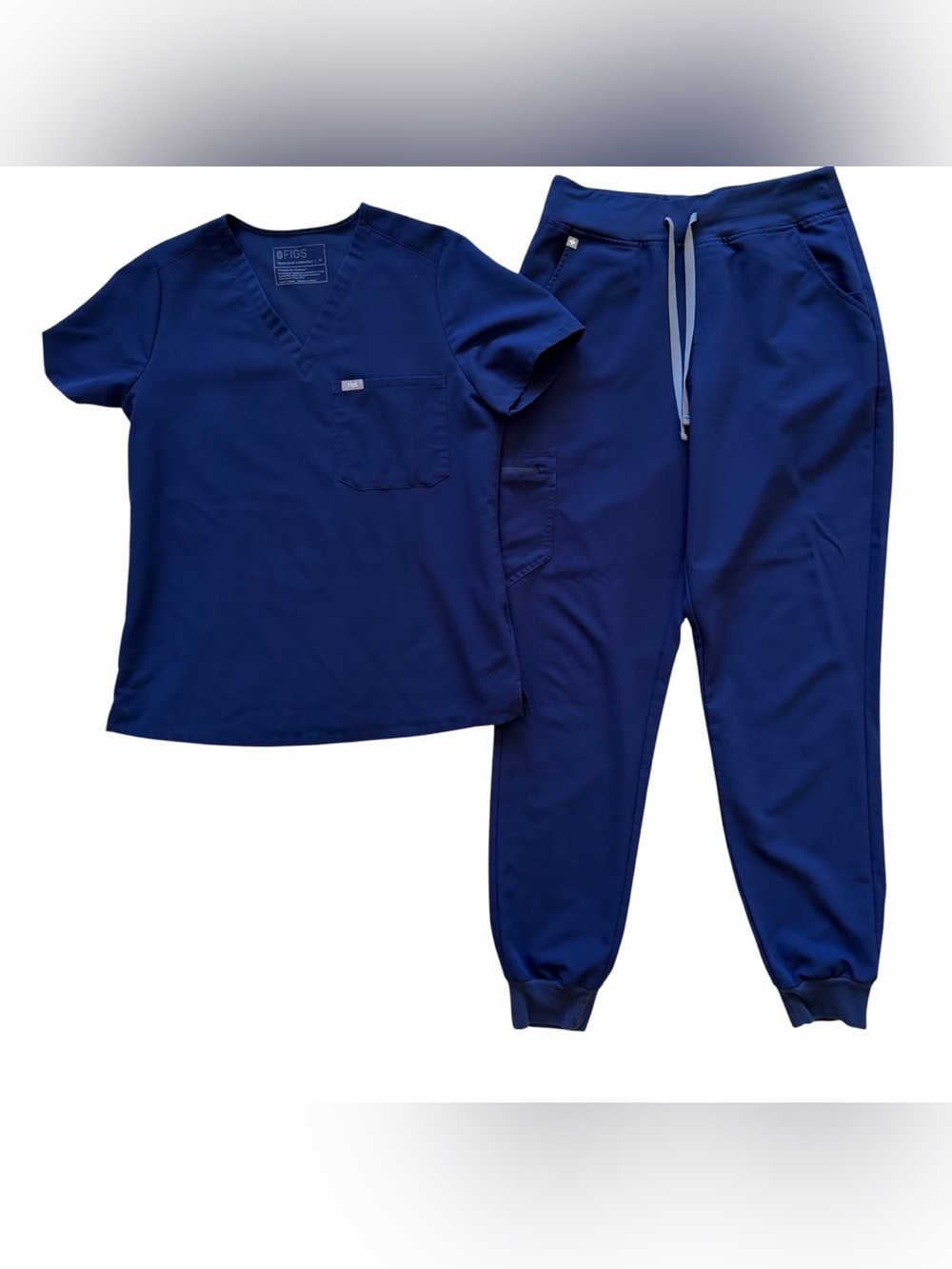 FIGS Navy Scrub Set